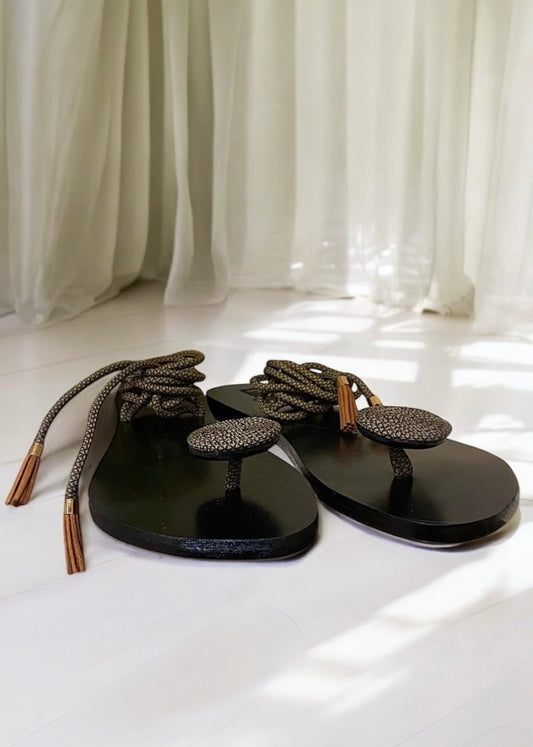 TASSEL BOHEMIAN -CHESTNUT